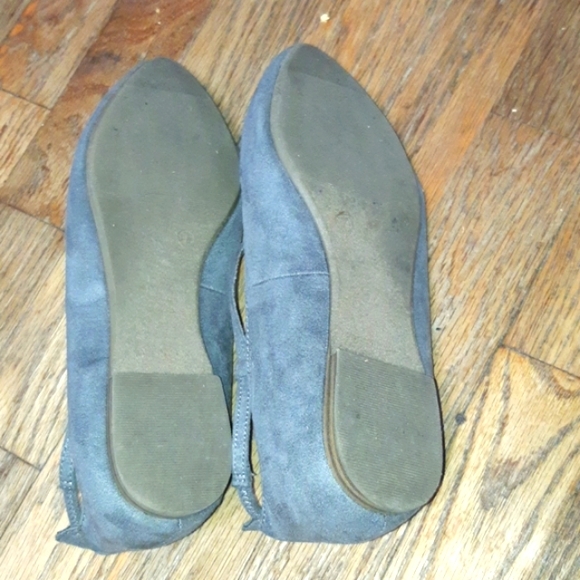 GAP grey suede high back ballerina flats - Picture 14 of 17